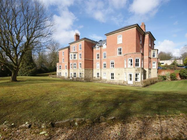 Flat for rent in Heaton, Lee Bank