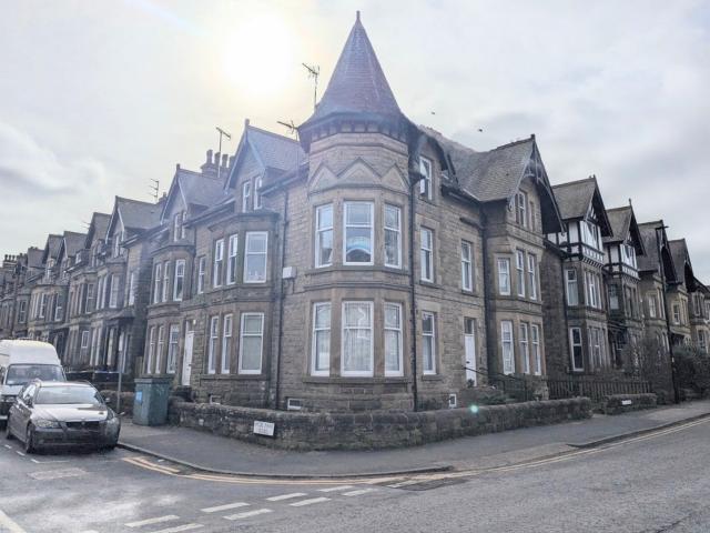 Flat for rent in High Harrogate, Harrogate
