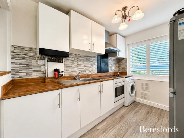 Flat for rent in Navestock Side, Essex
