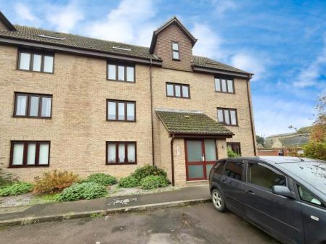 Flat for rent in Barholm, Lincolnshire