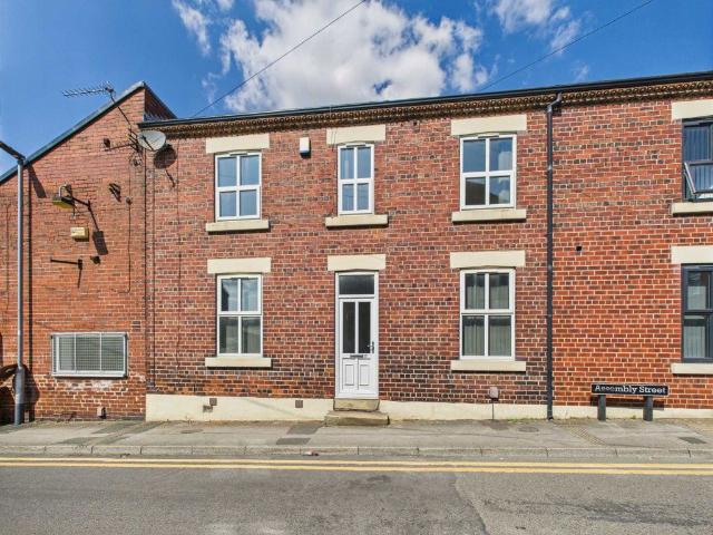 Flat for rent in Normanton and Altofts, Altofts