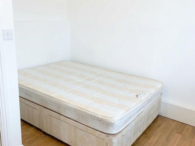 Flat for rent in London Borough of Bromley, Greater London