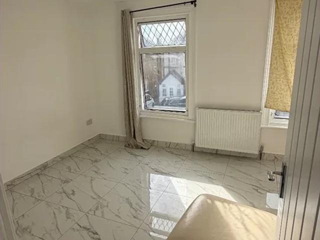 Flat for rent in Blendon, Greater London