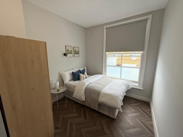 Flat for rent in London Borough of Hillingdon, Greater London
