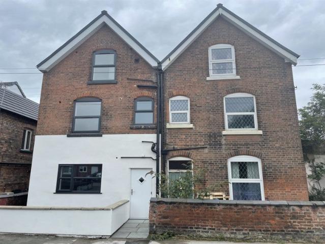 Flat for rent in Witton, Northwich