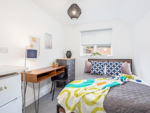 Flat for rent in Camp Hill
