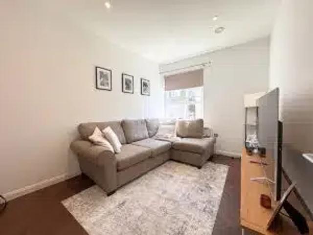 Flat for rent in Pouchen End, Hertfordshire