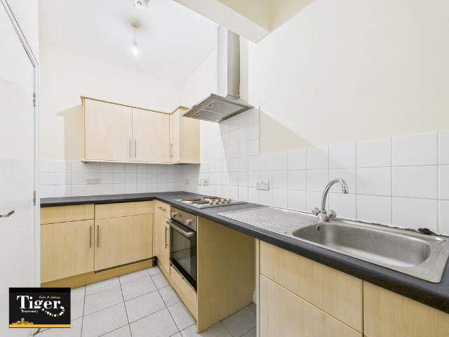 Flat for rent in Queenstown, Blackpool