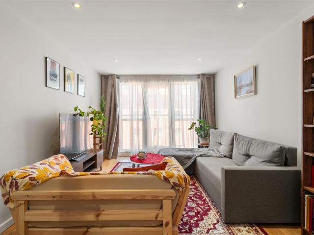 Apartment for rent in Horsell, Woking