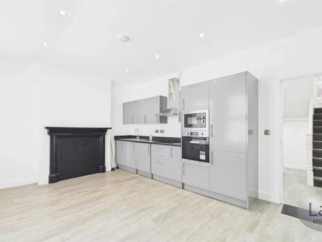 Flat for rent in Cheshunt, Broxbourne