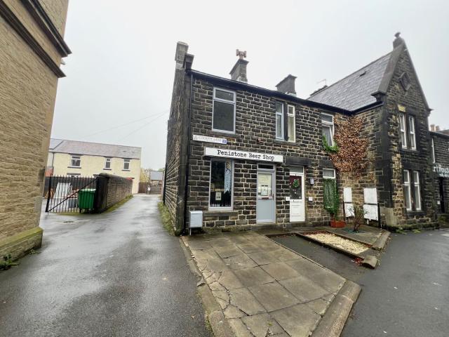Flat for rent in Penistone, South Yorkshire