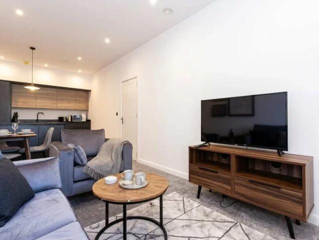 Flat for rent in The Haulgh, Lee Bank