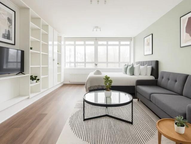 Flat for rent in Churchill Gardens Estate, Pimlico