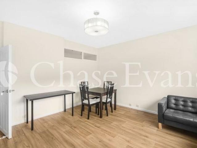 Flat for rent in Churchill Gardens Estate, Pimlico