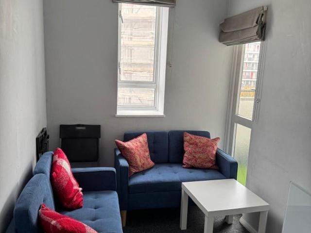 Flat for rent in Churchill Gardens Estate, Pimlico