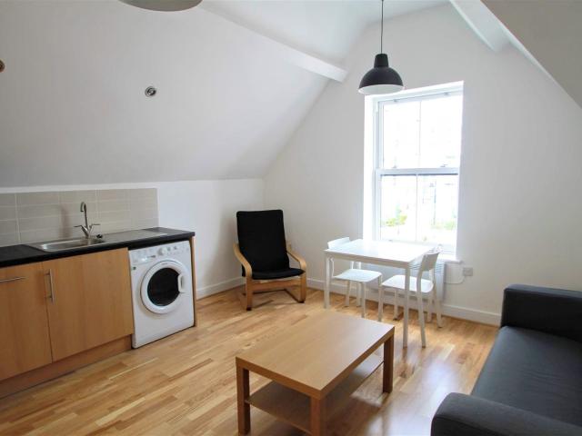 Flat for rent in Canal Quarter, Cardiff