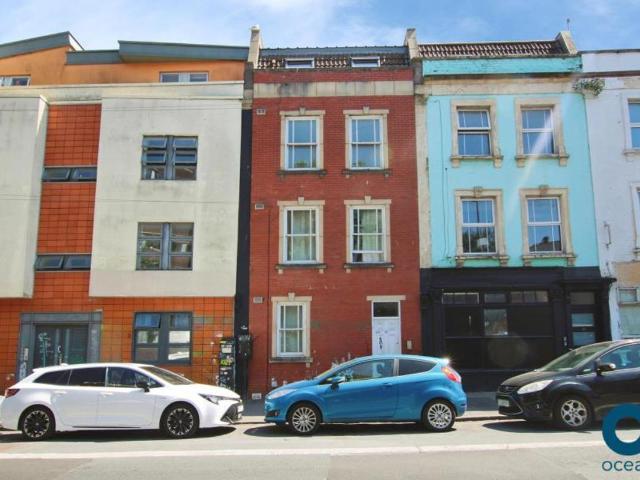 Flat for rent in Stokes Croft, Feckenham