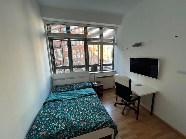 Flat for rent in Angel, Greater London