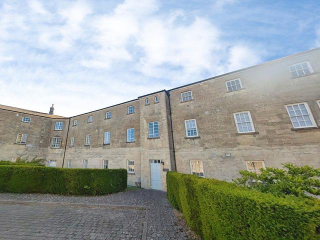 Flat for rent in Dulcote, Bath And North East Somerset