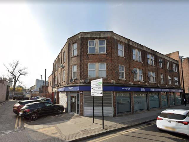Flat for rent in London Borough of Newham, Greater London