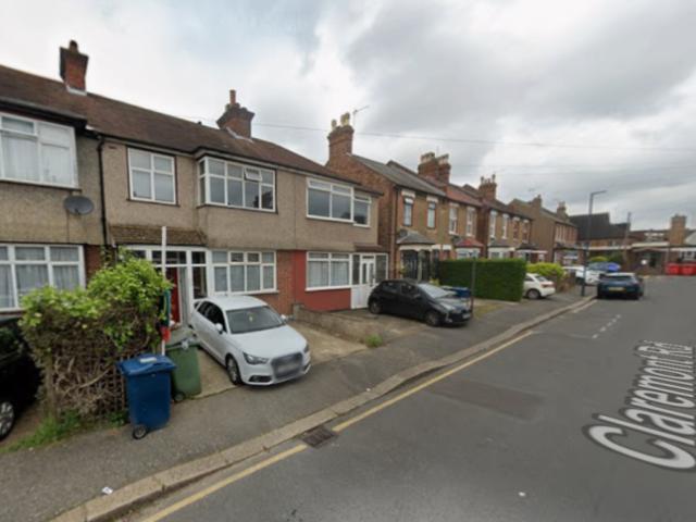 Flat for rent in London Borough of Harrow, Greater London