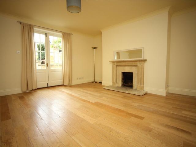 Flat for rent in Golden Valley, Gloucestershire