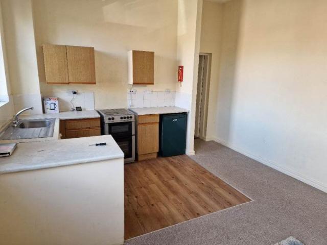 Flat for rent in Longsight, Manchester