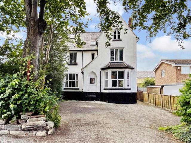Flat for rent in Broadheath, Trafford Park