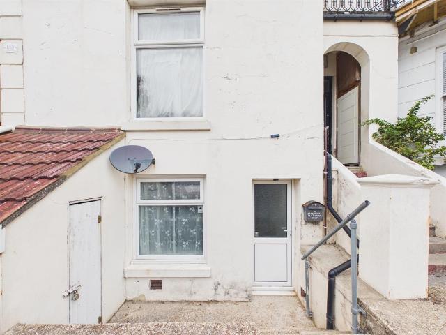 Flat for rent in Southsea, Portsmouth
