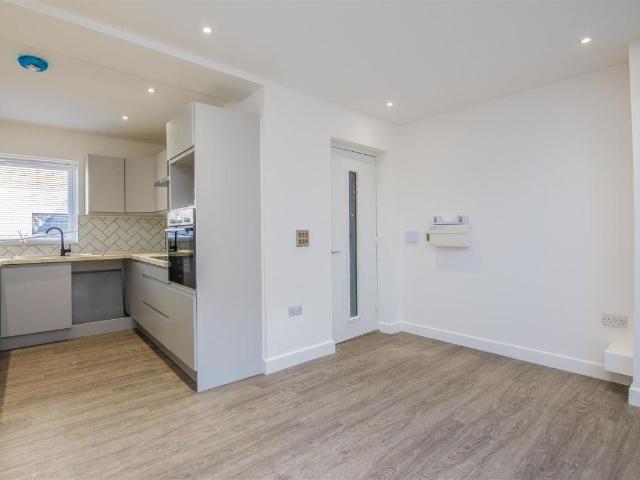 Flat for rent in Phippsville, Northampton