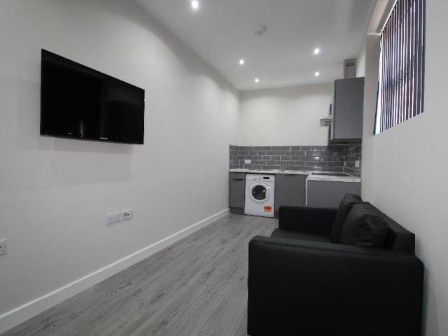 Flat for rent in Avenham, Higher Bartle