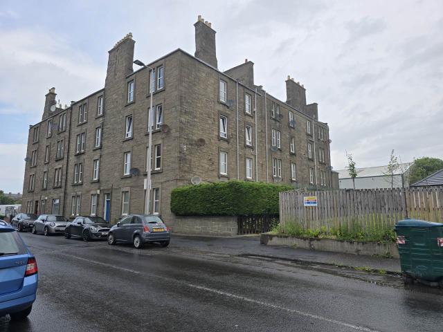 Flat for rent in The Glens, Scotland