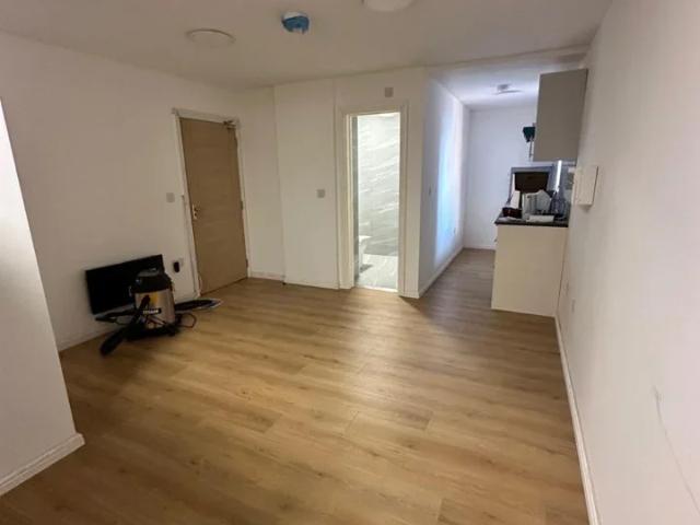 Flat for rent in Potters Corner, East Midlands