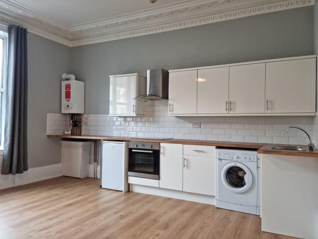 Flat for rent in Darlington, Pierremont