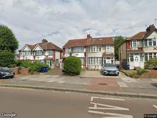 Flat for rent in London Borough of Ealing, Greater London