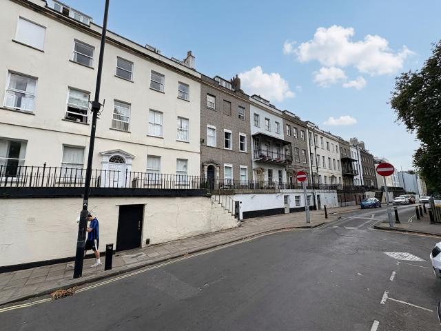 Apartment for rent in Spike Island, Feckenham