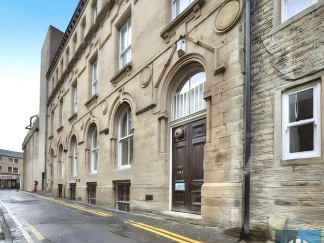 Flat for rent in Highfields, Huddersfield
