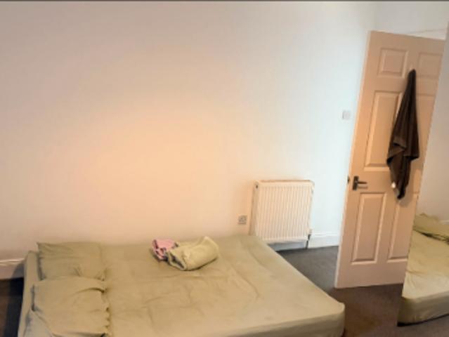 Flat for rent in Halfway, Cambuslang