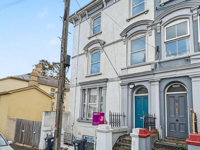 Flat for rent in St. Woolos, Newport