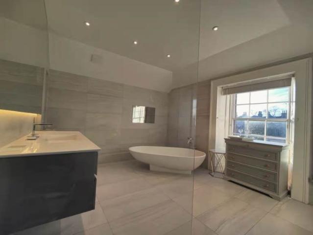 Flat for rent in Haymarket, Scotland