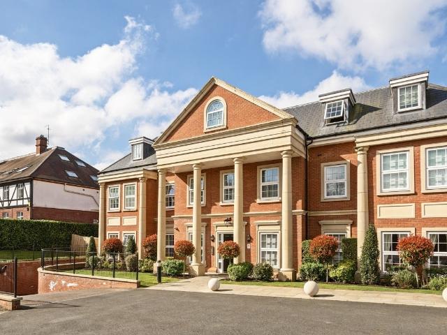 Flat for rent in Cockfosters, Greater London