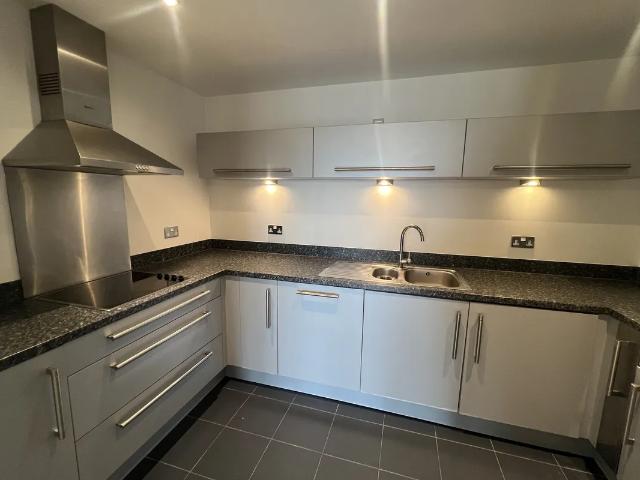 Flat for rent in Cardiff International Sports Village, Falcon Lodge