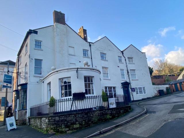 Flat for rent in Puzzle Gardens, Derbyshire Dales