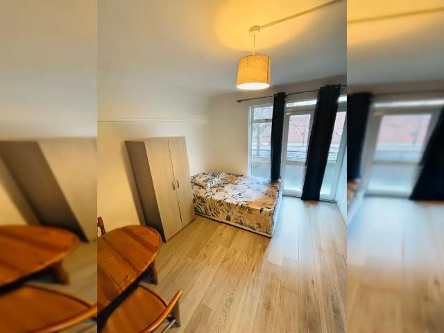 Flat for rent in Camberwell, Greater London
