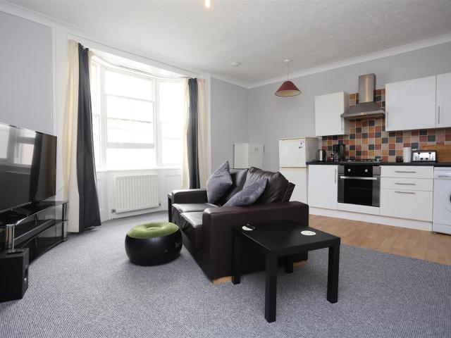 Flat for rent in Kemptown, Brighton