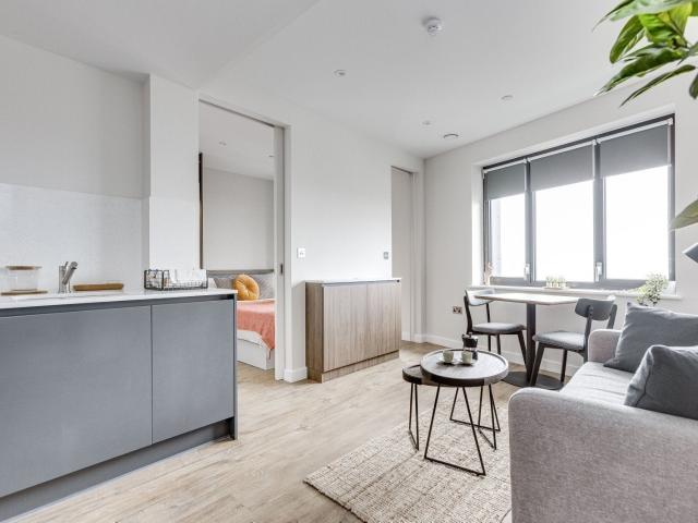 Flat for rent in London Borough of Croydon, Greater London