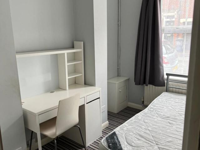 Flat for rent in Stoke, Stoke-on-Trent