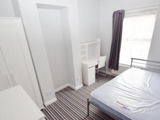 Flat for rent in Stoke, Stoke-on-Trent