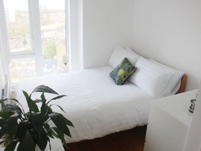 Flat for rent in London Borough of Hackney, Greater London