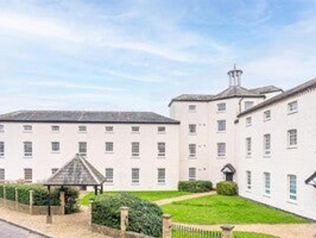 Flat for rent in Kings Hill, East Hertfordshire